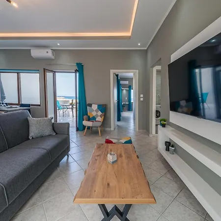 Luxury Sea View Apartment In Kolimvari Exterior photo