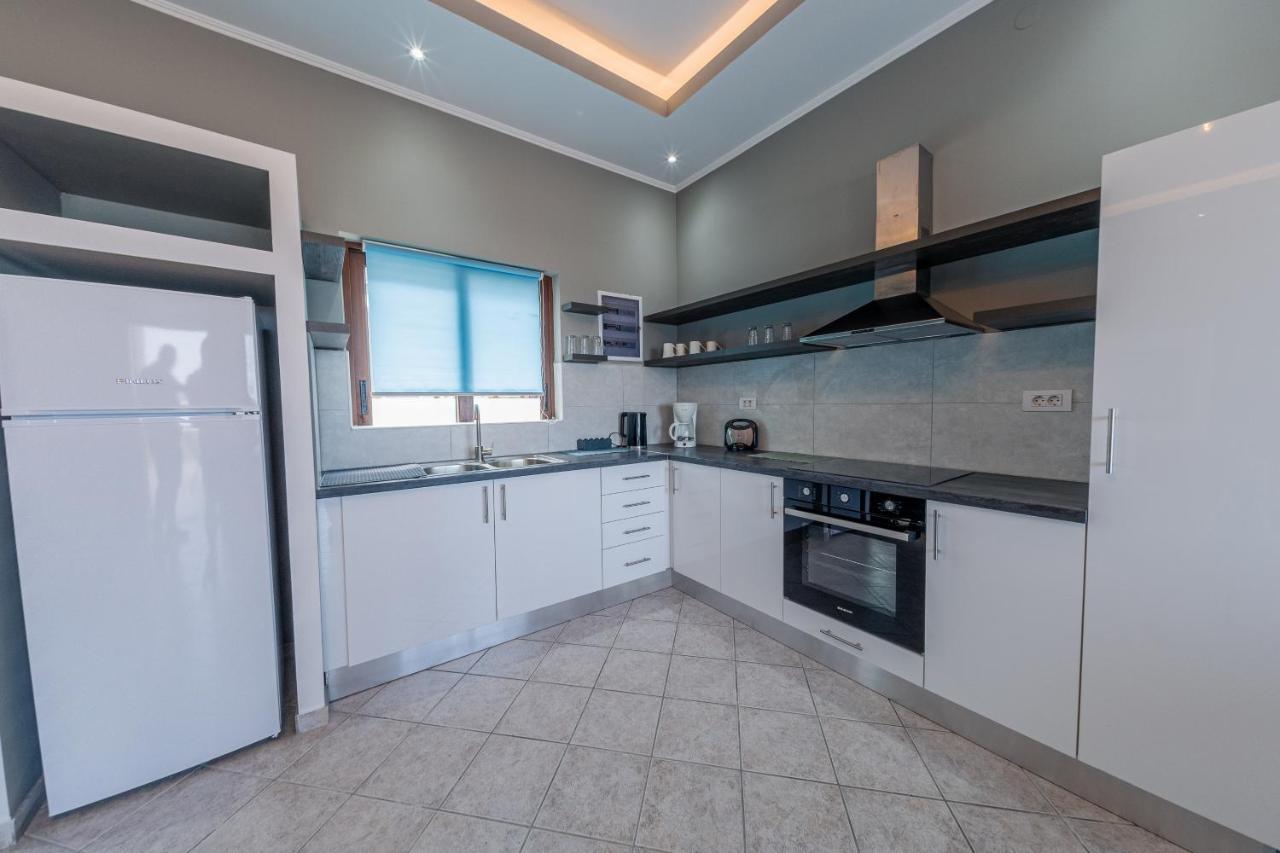 Luxury Sea View In *