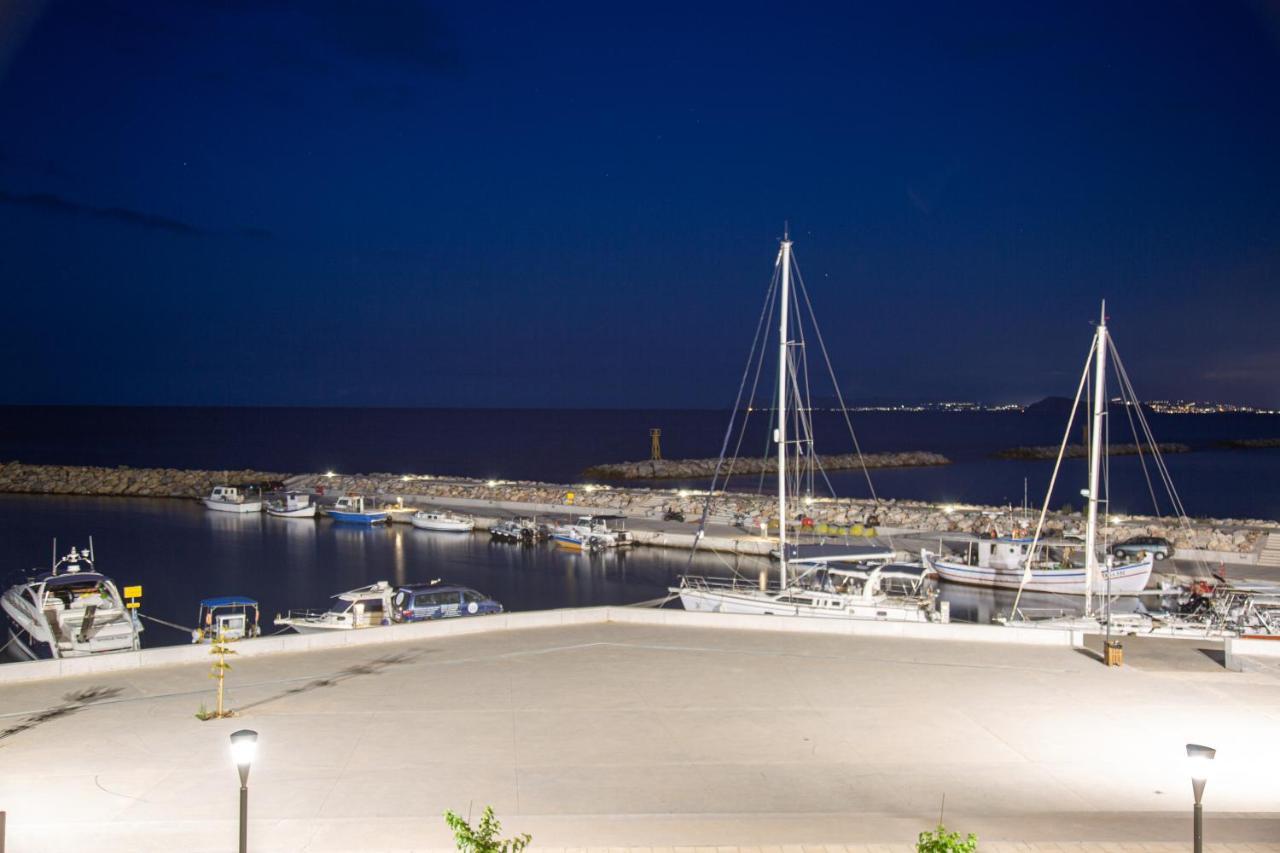 Apartment Luxury Sea View In