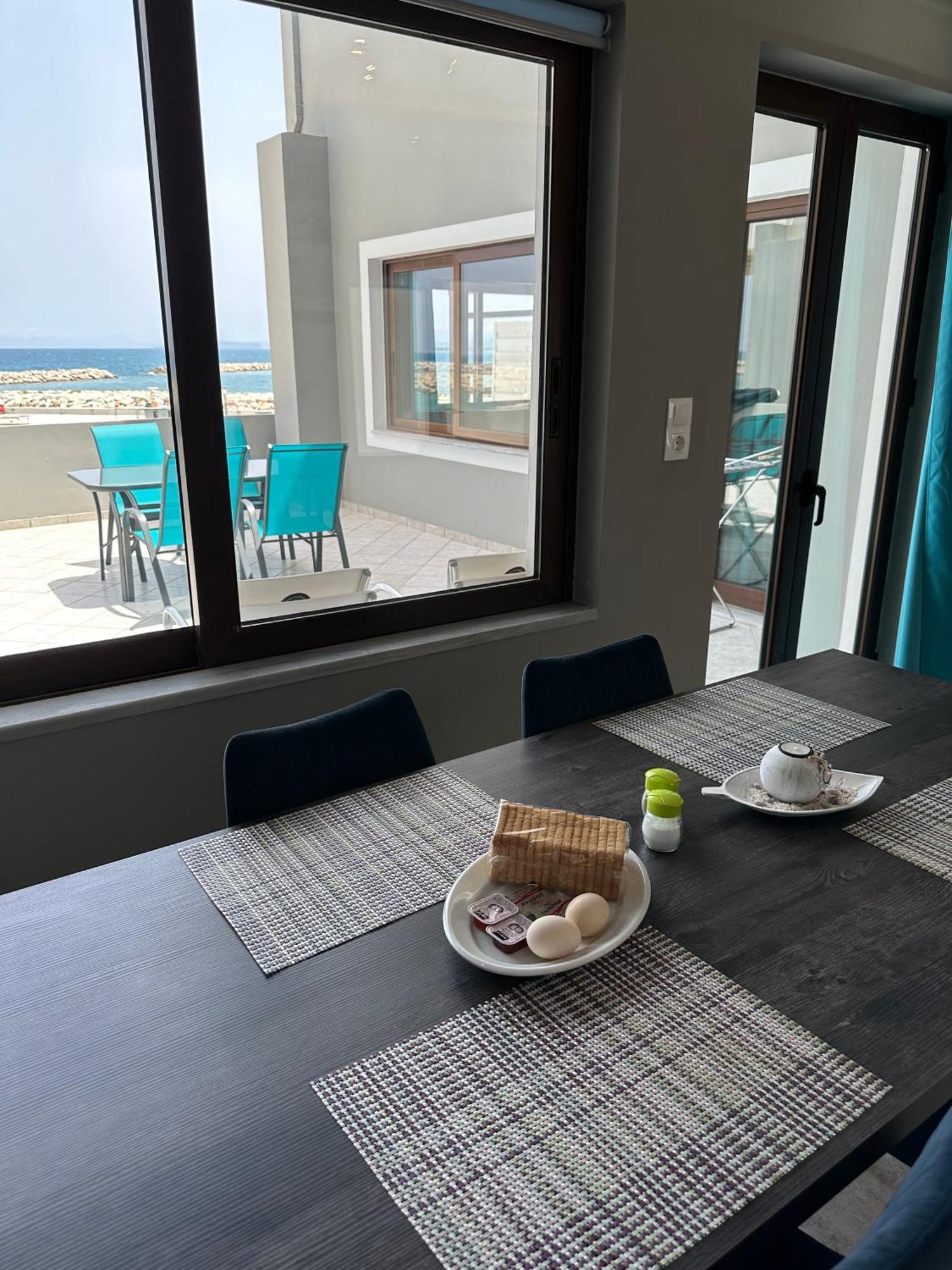Apartment Luxury Sea View In *